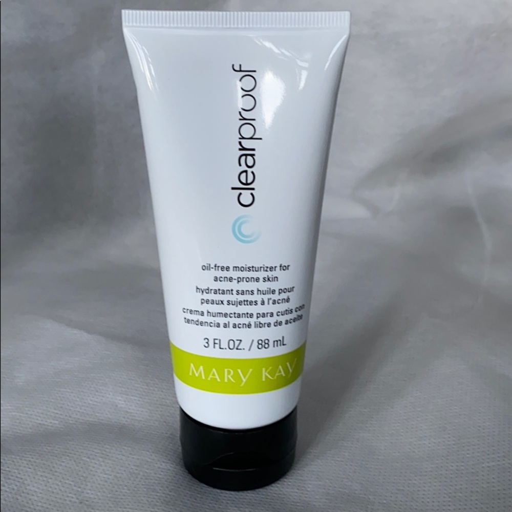 Mary Kay Clear Proof Acne System - Picture 3 of 7